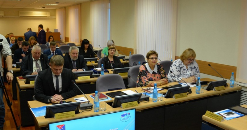 Председатели колымских Собраний представителей и их молодые коллеги обсудили сегодня актуальные для региона вопросы