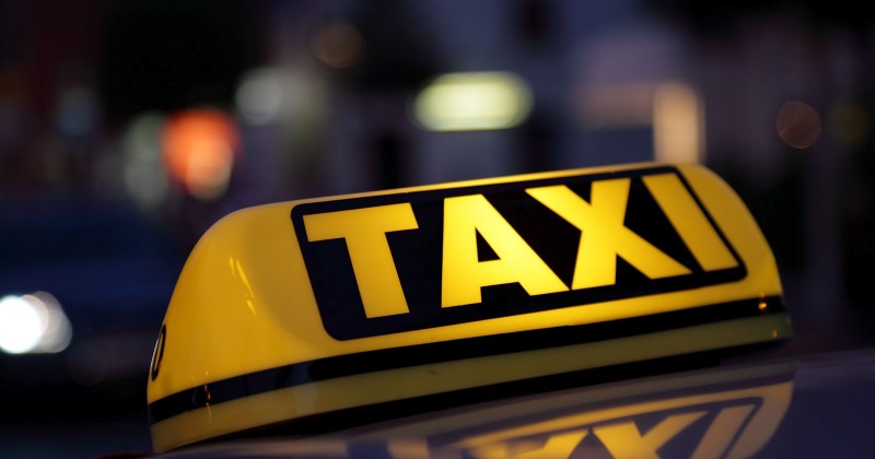 Легковые такси в Магадане освободят от уплаты транспортного налога