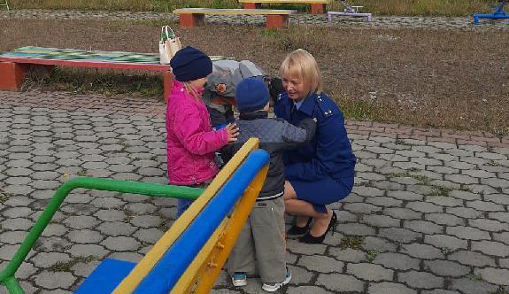 Прокуратура Колымы проверит, как оказывают помощь детям, оказавшимся в трудной жизненной ситуации