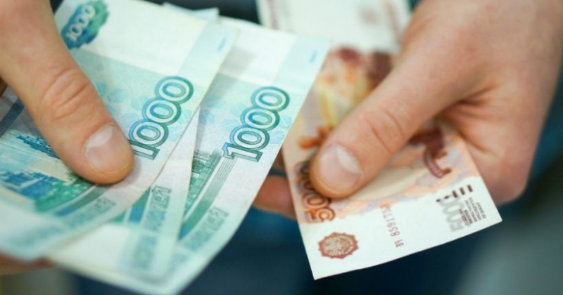 Фальшивые работники банка похитили у жительницы Магадана почти 600 тысяч рублей