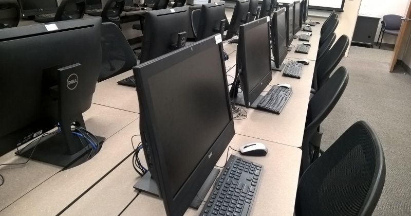 В Магаданской области прошел тренировочный ЕГЭ по информатике в компьютерной форме