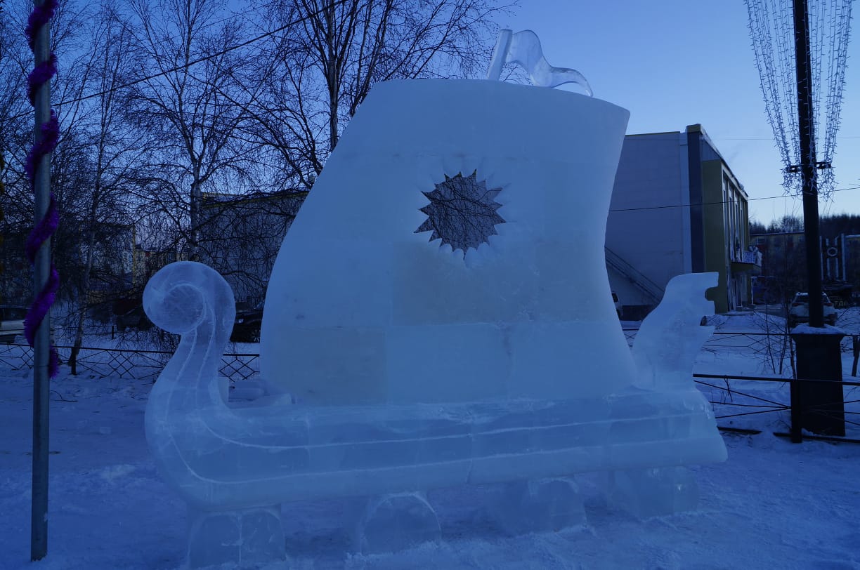 В Башкортостане создали ледяную скульптуру «Родина-мать» из Волгограда