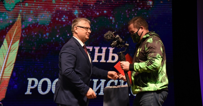Труженикам пера и виртуозам острого слова – в Магадане отметили День российской печати