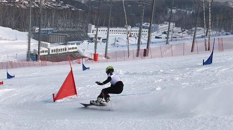 «Серебро» и «бронзу» в сноуборд-кроссе завоевали спортсмены из Магадана на Первенстве России