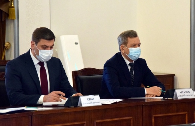 Сергей Абрамов принял участие в совместном заседании антитеррористической комиссии и оперативного штаба Магаданской области