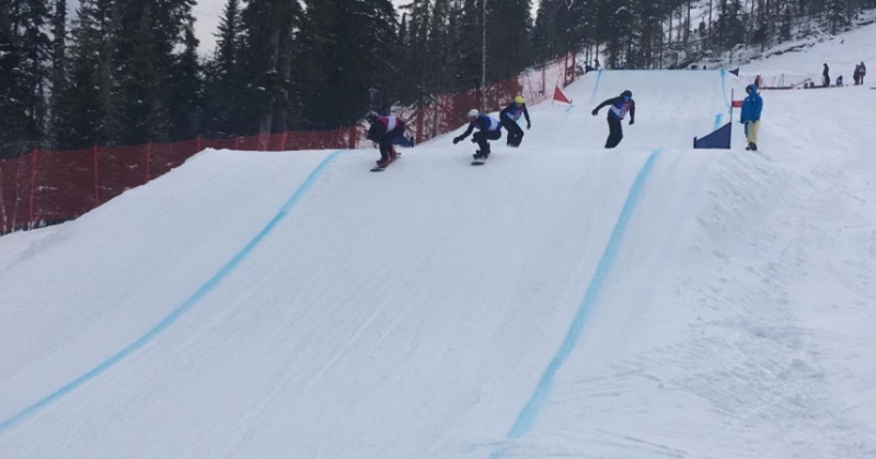 В состав женской сборной по сноуборду вошли сразу две магаданки - Анна Симакова и Маргарита Демидова