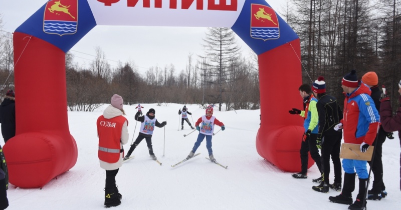 В Магадане прошли главные лыжные старты сезона