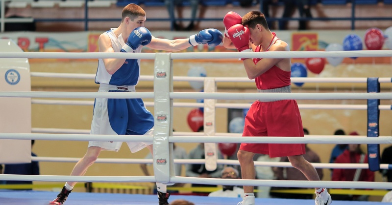 В Магадане начались боксерские бои за резную ладью олимпийского чемпиона Валерия Попенченко