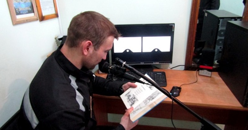 В исправительных колониях Магадана стартовала акция «Аудиокниги для детей осужденных»