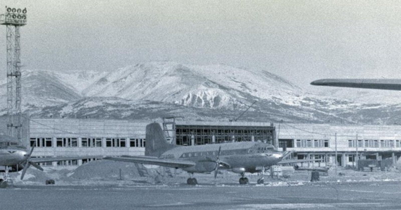 Строительство первой очереди взлётно-посадочной полосы магаданского аэропорта было закончено 58 лет назад