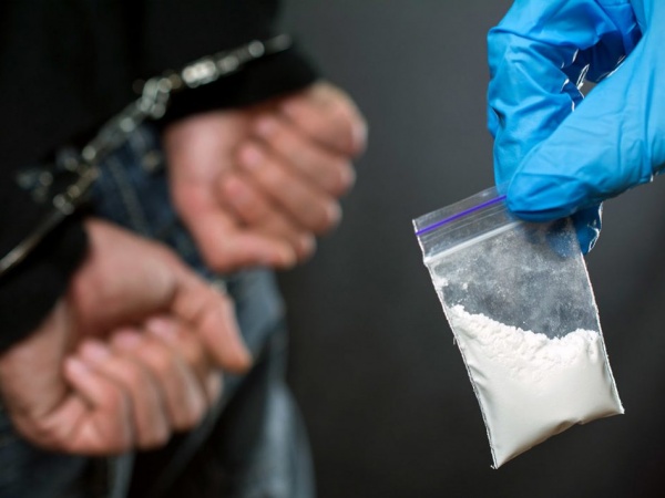 Наркотическое вещество весом больше 1 грамма изъяли у местного жителя Магадана