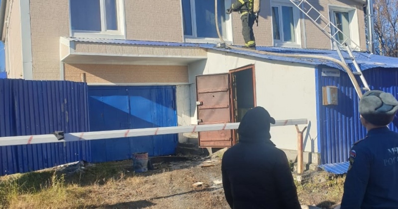 Огнеборцы ликвидировали загорание в частном жилом доме в Магадане