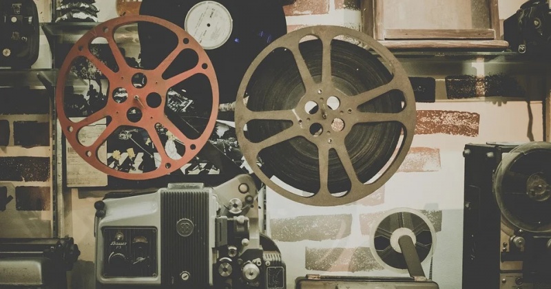 Просмотр художественного фильма «Белые ночи» пройдет в ретро-кинозале библиотеки в Магадане