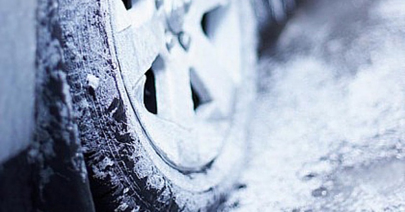 Госавтоинспекция Магаданской области напоминает водителям основные требования при движении в снегопад