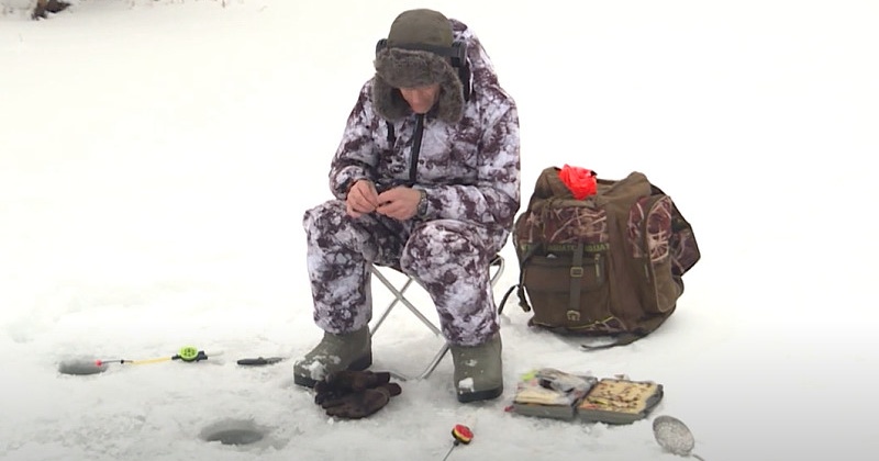 Стартовал сезон подледного лова на реках Колымы (Видео)