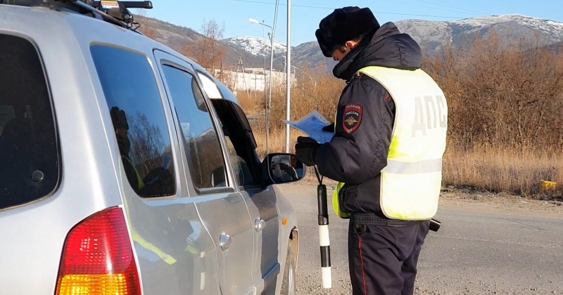 Колымчанин оплатил 41 штраф за нарушение скоростного режима, чтобы не лишиться права управлять автомобилем