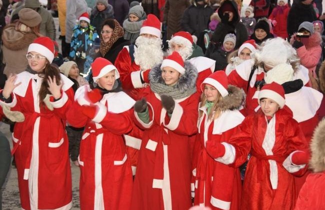 Магадан готовится встречать парад Дедов Морозов: праздничное шествие стартует 18 декабря в 17.15 от Телевышки