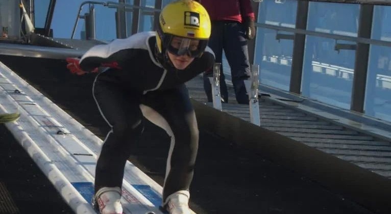 Магаданская летающая лыжница Александра Кустова настроена попасть в ТОП-10