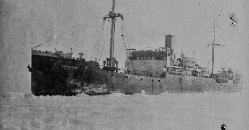 90 лет назад на пароходе «Сахалин» в бухту Нагаева прибыло руководство созданного в ноябре 1931 г. Дальстроя
