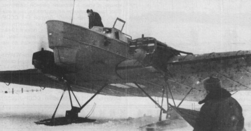 В первый зимний арктический перелёт на самолёте «СССР-Н-120» вылетел известный полярный лётчик Ф. Б. Фарих 85 лет назад