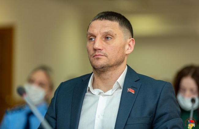 О работе в 2021 году отчитался депутат Сергей Гончаренко