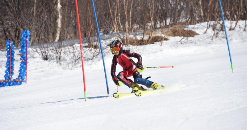 Сноуборд, фристайл, горнолыжный спорт, прыжки на лыжах с трамплина, семейные старты: в Магадане проведут День зимних видов