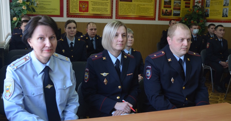 Ряды органов внутренних дел Магаданской области пополнились профессиональными полицейскими