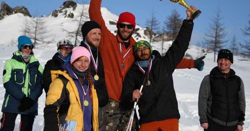 Новые разряды и подтверждение имеющихся: в Магадане прошли соревнования по спортивному туризму на лыжной дистанции
