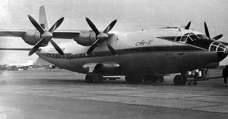 4 мая 1963 года открыты регулярные полёты самолётов Ан-10, Ан-12 на строящемся аэродроме «Магадан-56»