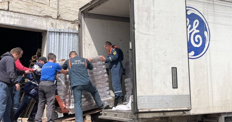 В Крым из Магаданской области доставлено 80 тонн гуманитарной помощи для жителей Донбасса