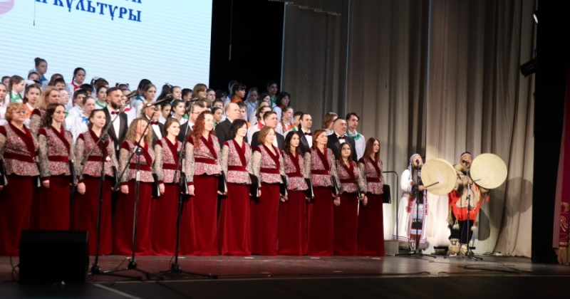 Большим хоровым концертом Магаданская область отпраздновала День славянской письменности и культуры