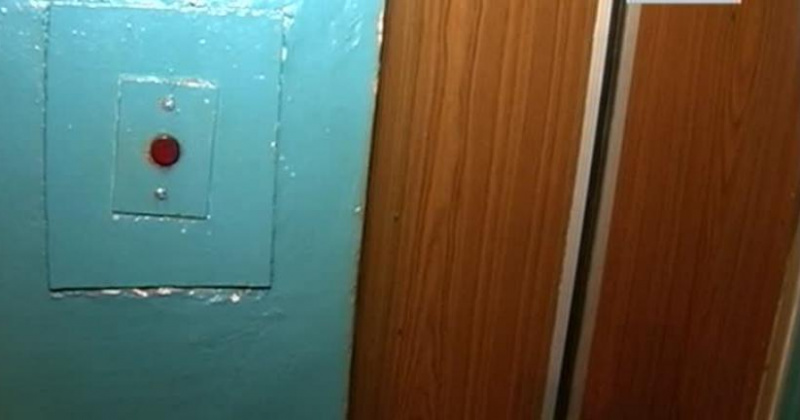 В Магадане обновляют лифты