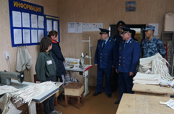 Заместитель прокурора Колымы посетил исправительные учреждения УФСИН