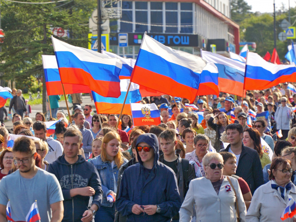 В Магадане пройдёт торжественное шествие и митинг «Под флагом единым» в день государственного флага России