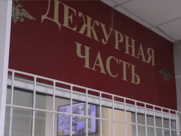Двое жителей Магадана похитили из магазина техники игровых дисков на 88 тысяч рублей