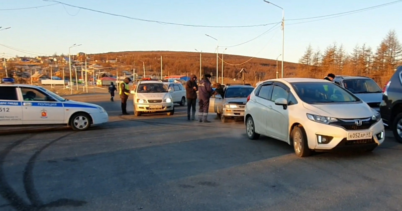 За минувшие сутки на территории Магаданской области сотрудниками ГИБДД выявлено 264 нарушения Правил дорожного движения