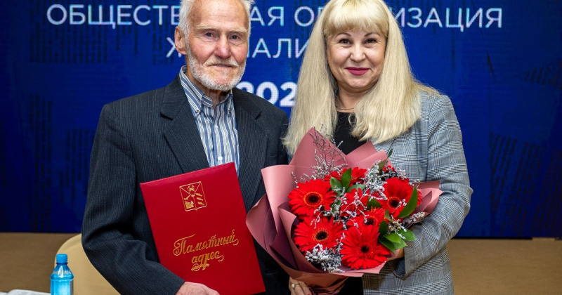 Колымские парламентарии поздравили с юбилеем Рудольфа Седова
