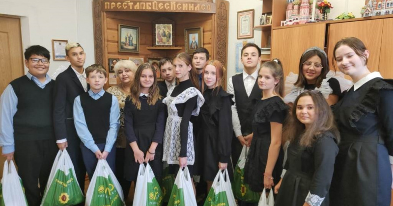 Магаданские школьники приняли участие в благотворительной акции
