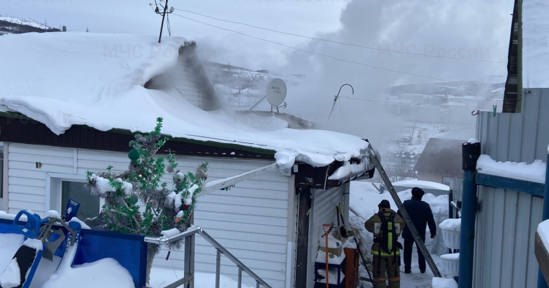 Пожар в частном доме на улице Сибирской в Магадане ликвидировали пожарные
