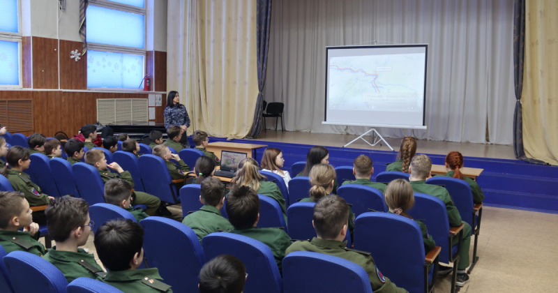 Магаданские росгвардейцы познакомили учащихся подшефных классов с историей великой Сталинградской битвы