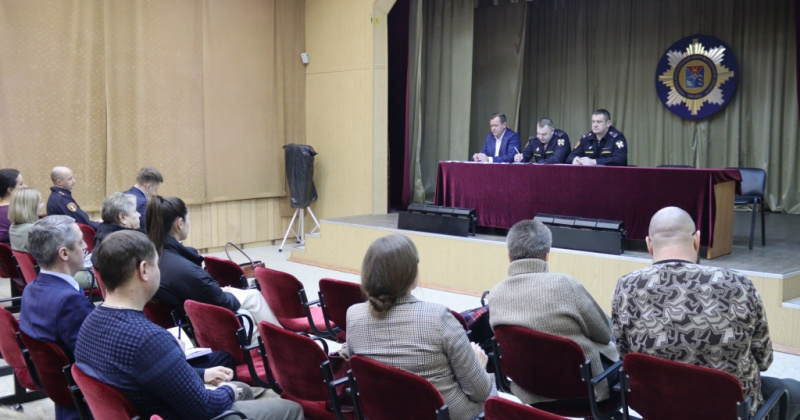 Магаданцам рассказали о нормативно-правовых актах, регламентирующих охранную деятельность на территории РФ