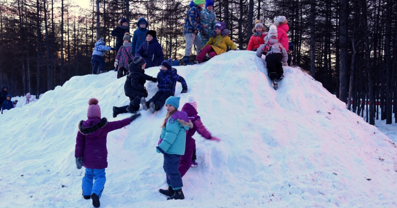 «Снежный бум» для активного и безопасного отдыха магаданских школьников