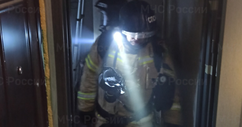 Огнеборцы ликвидировали загорание в квартире многоквартирного жилого дома