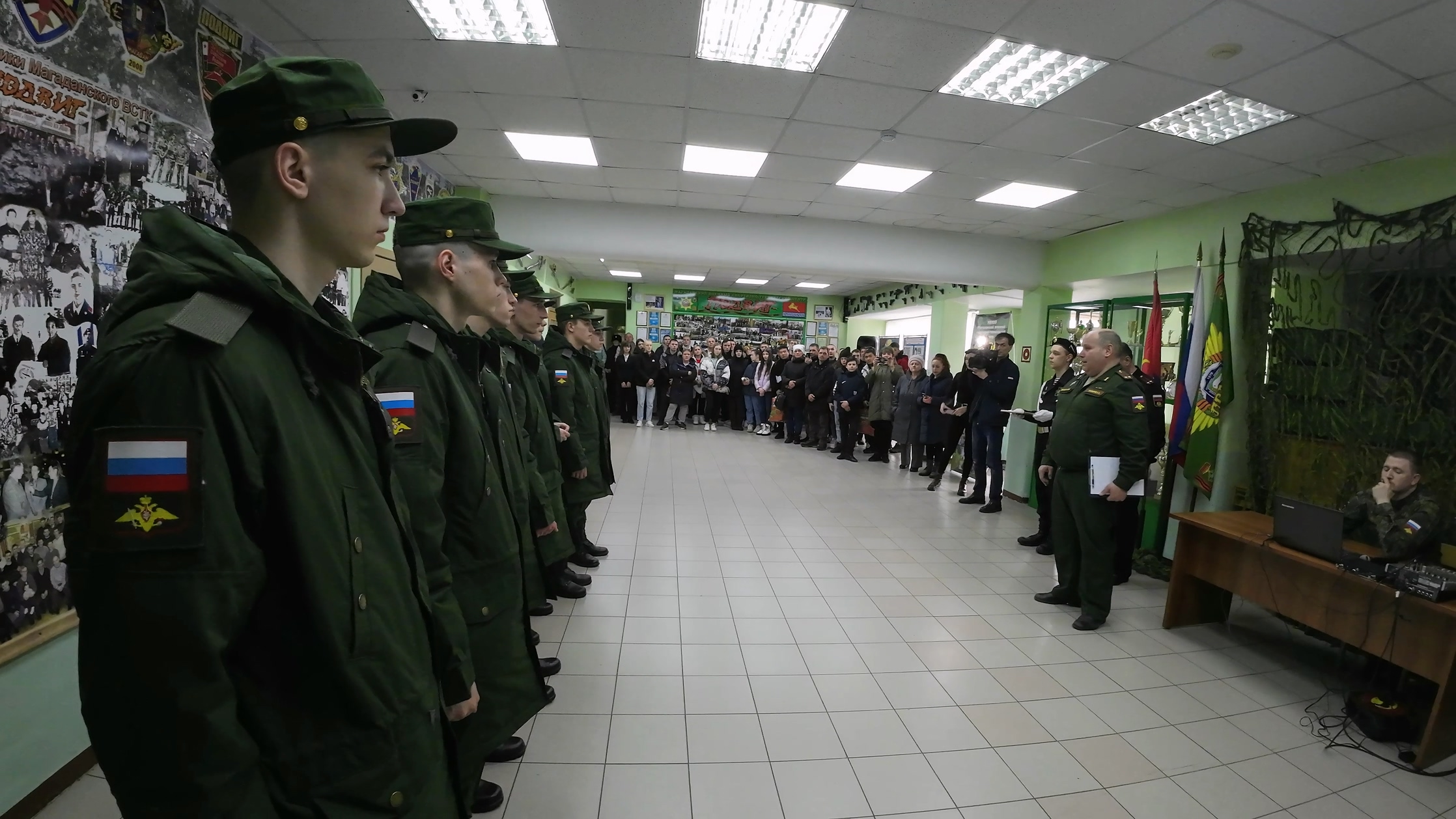 Порно видео армия девушка ххх