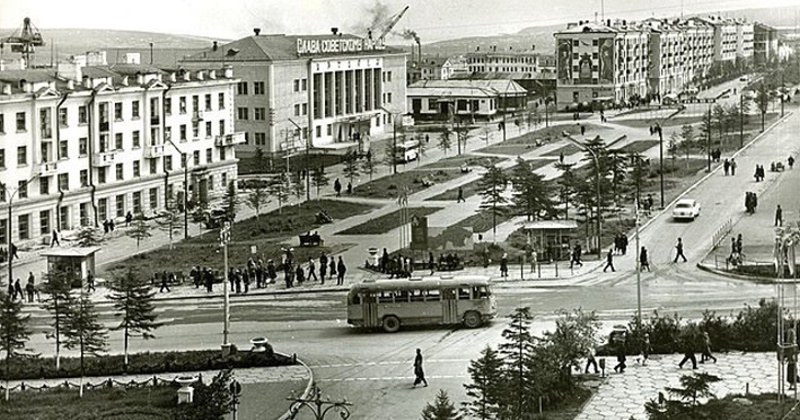 26 мая 1969 года Магаданский городской Совет депутатов трудящихся утвердил звание «Почетный гражданин города Магадана»