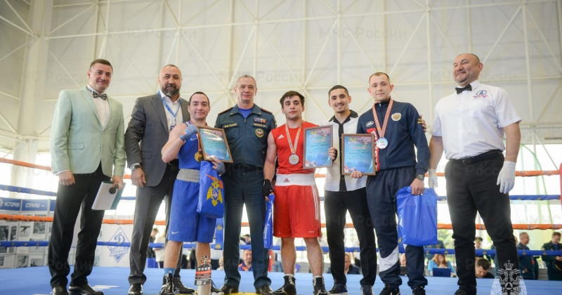 Магаданские пожарные стали лучшими во всероссийских соревнованиях по боксу