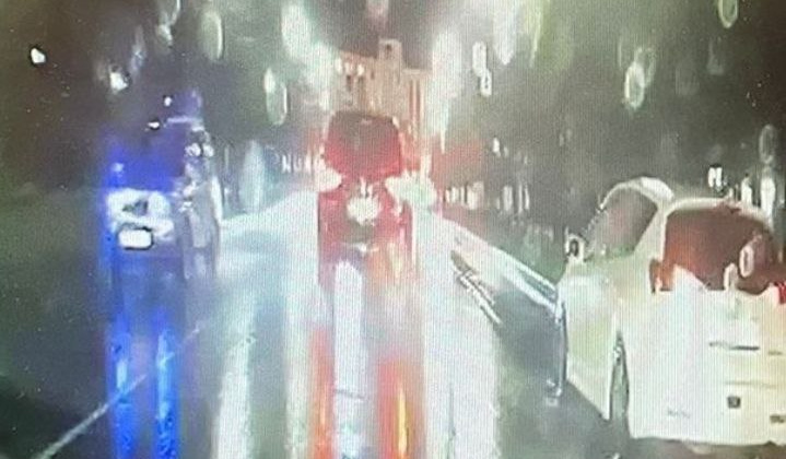 Молодого магаданца, который катался по городу на неисправном автомобиле, выявили полицейского