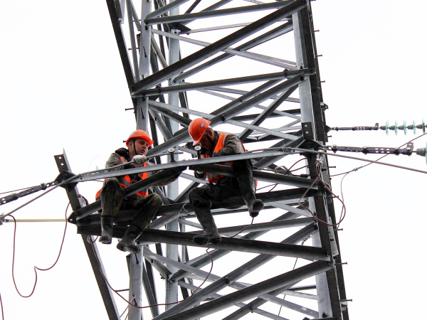 Правительство РФ упростило процедуру подключения предприятий к электросетям