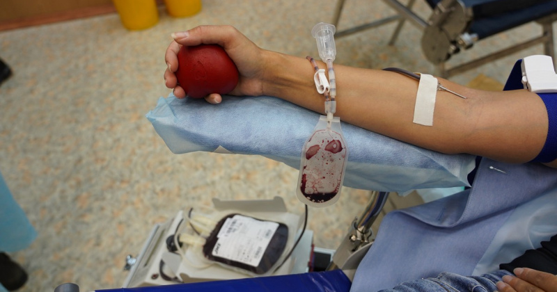 Специалисты Станции переливания крови приглашают колымчан присоединиться к акции в честь Дня донора России