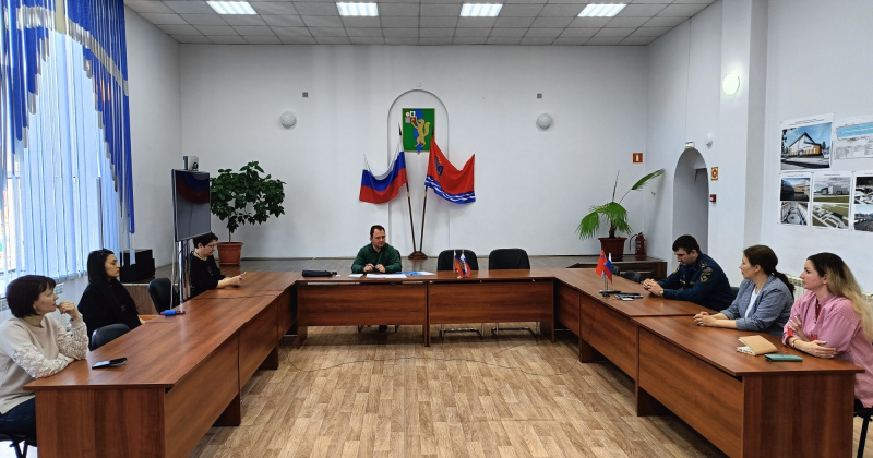 Омбудсмен по правам ребенка в Магаданской области вернулся из рабочей поездки в Среднеканский округ